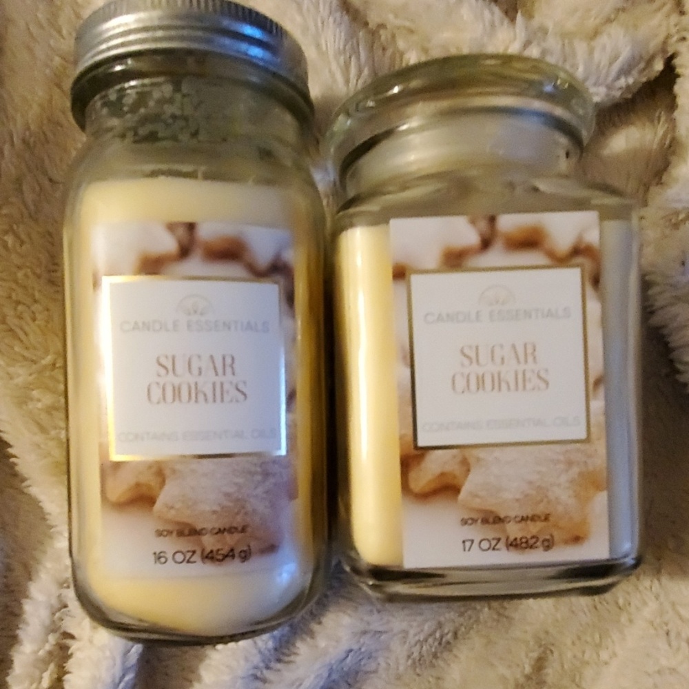Unused sugar cookie candle